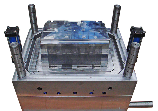 Personal cooler mould-004