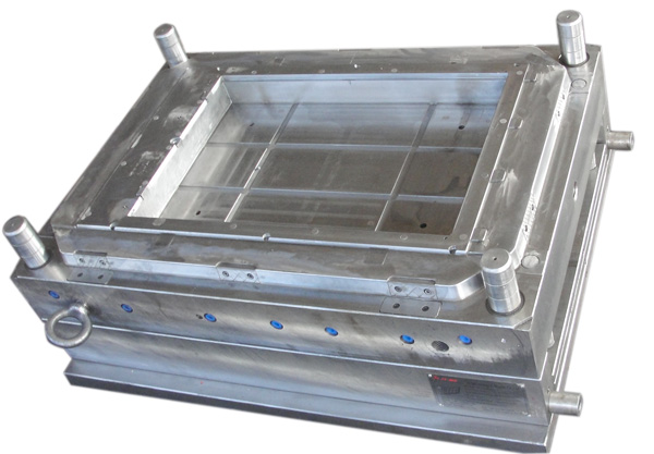 Personal cooler mould-008